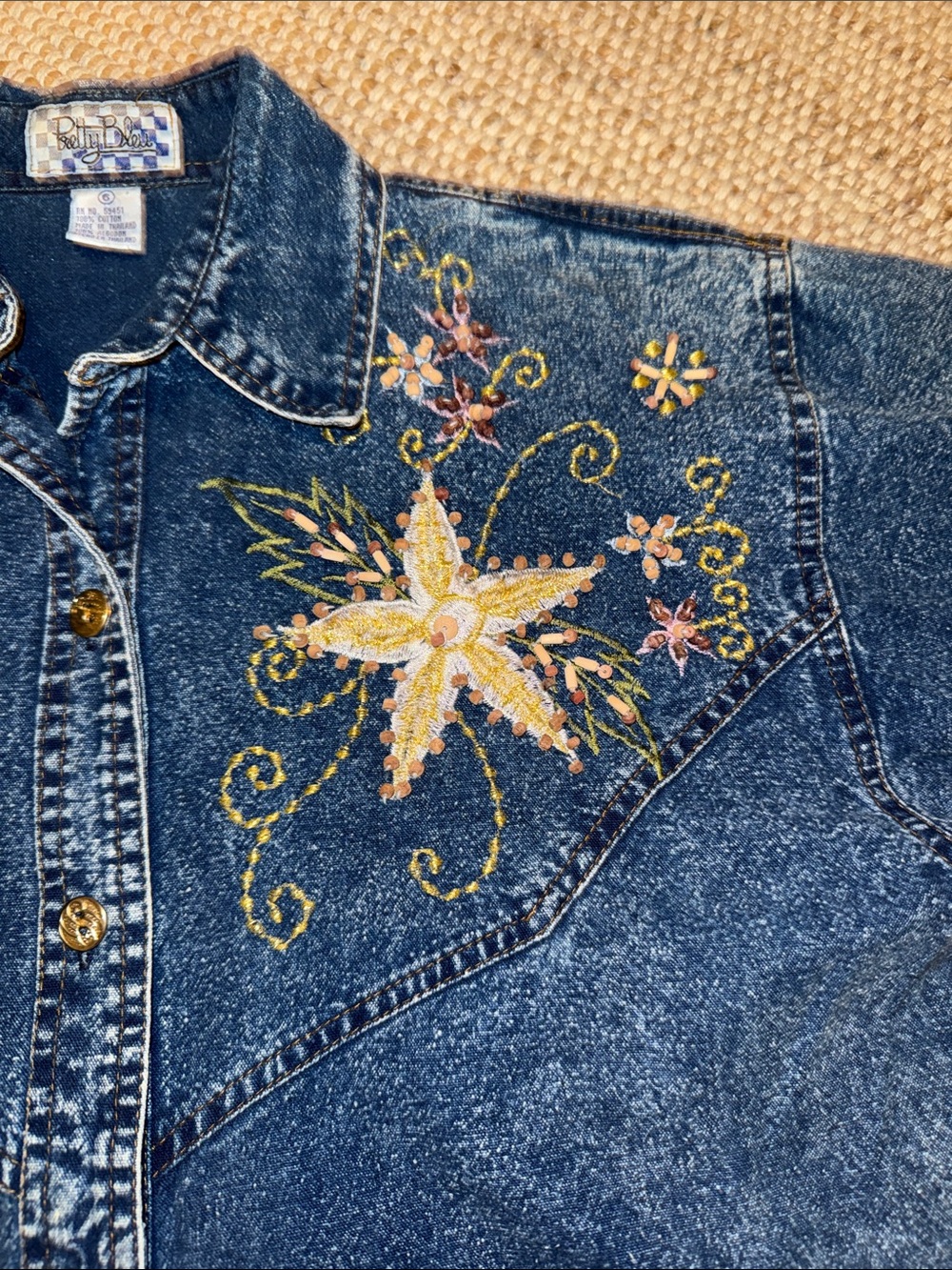Vintage Pretty Blue Country Embroidered Beaded and Gold Buttoned Acid Washed ♥️ - Picture 1 of 8